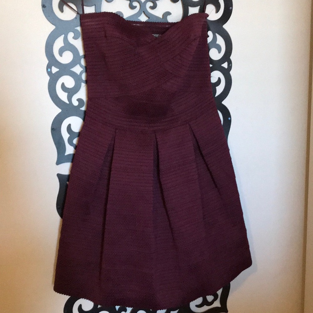 Express dress, never worn!!